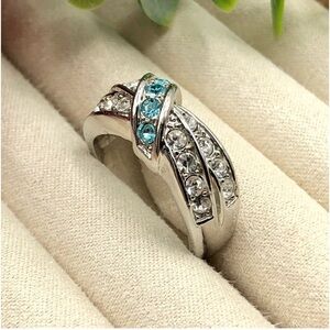 Silver Tone Clear Blue Crystal Pave Knot Cocktail Ring Right Hand Cocktail